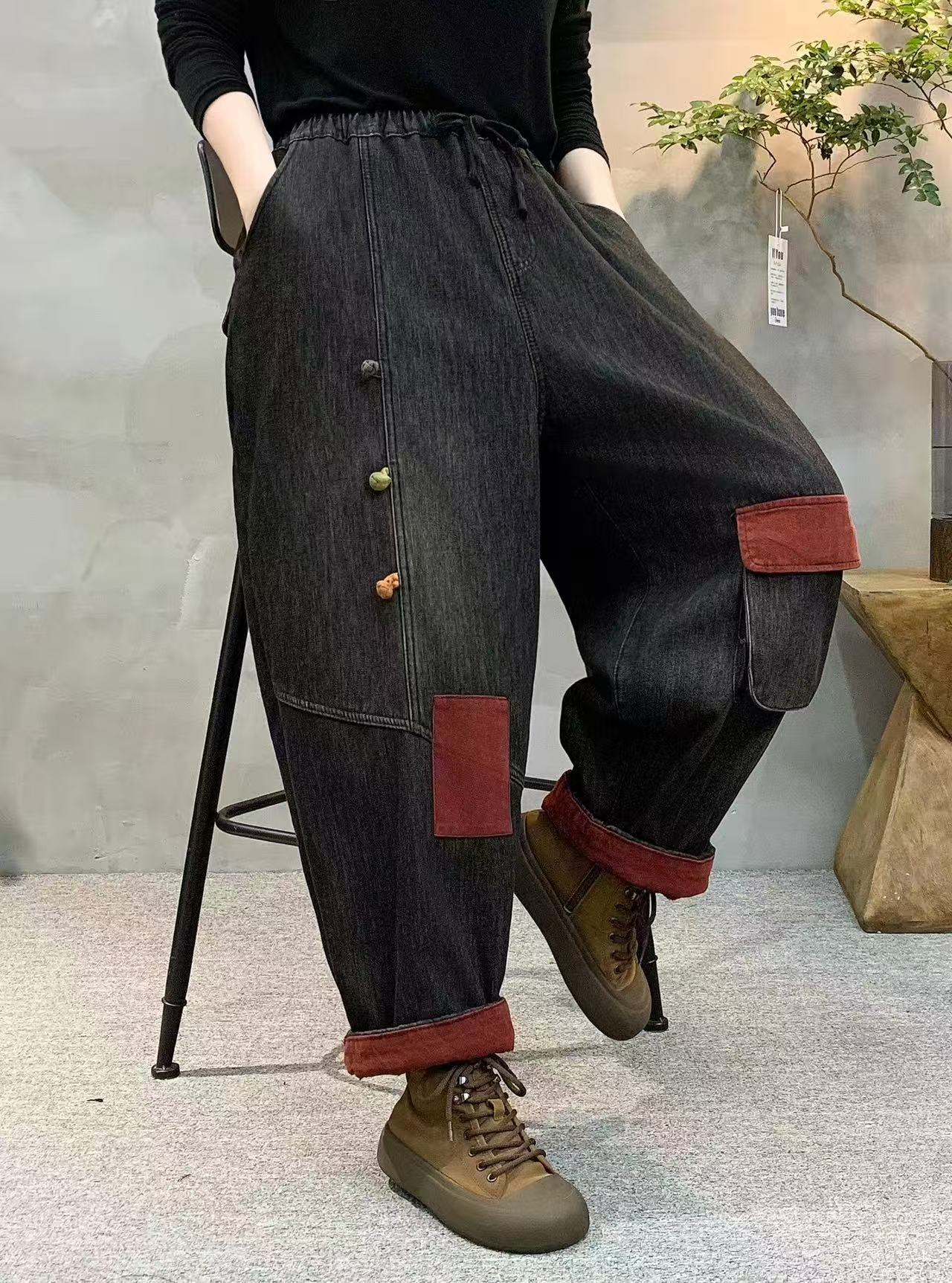 君姐服饰{8336}冬季牛仔裤裤子高腰百搭高街风哈伦裤加绒老爹裤