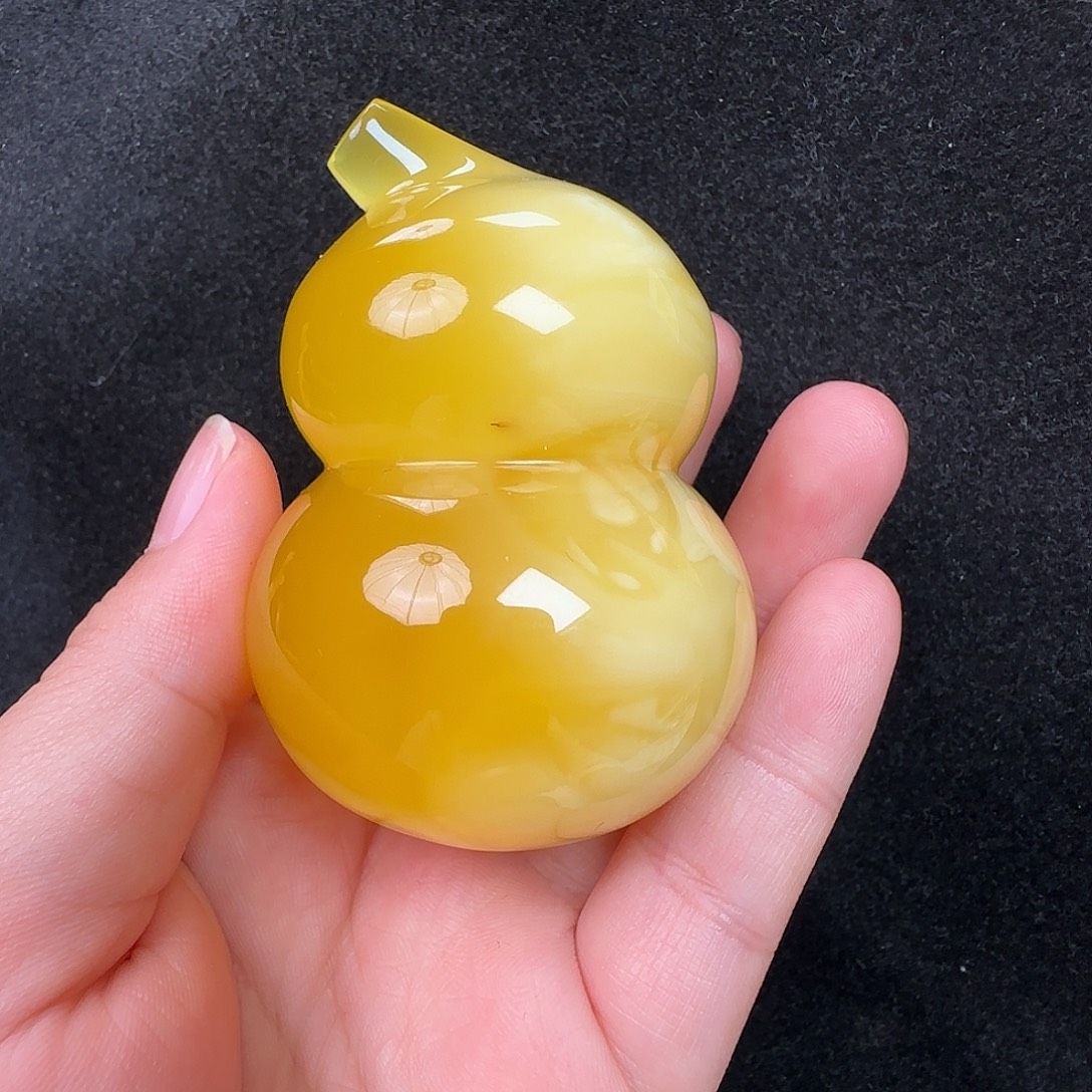 蜜蜡未镶嵌珠宝奇石