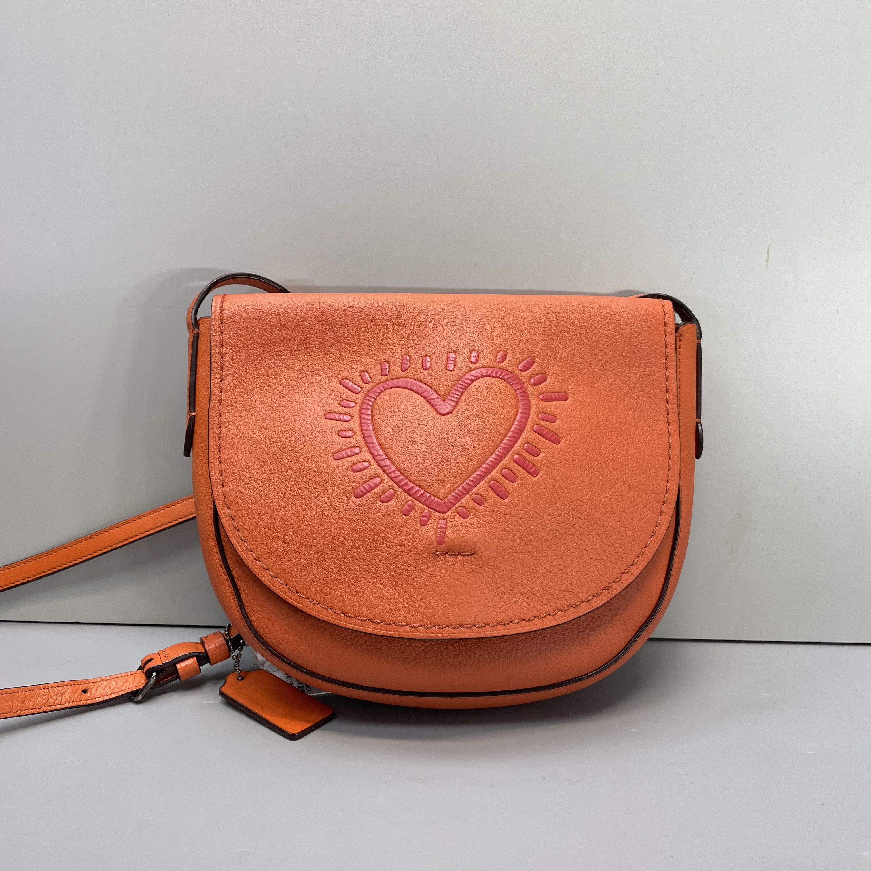 90新 COACH/蔻驰 小林/橙色爱心翻盖斜挎包21*20*5cmB020411