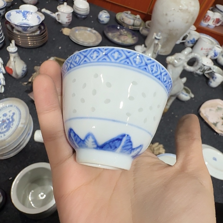 景德镇的陶瓷瓷器