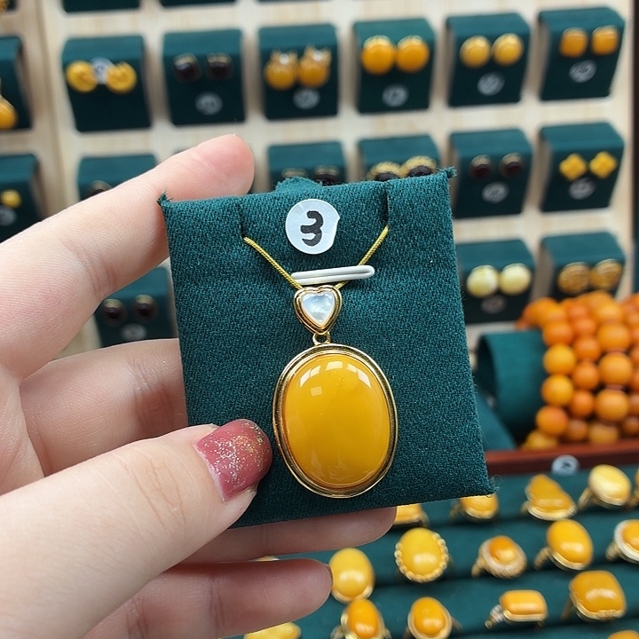 琥珀银S925镶嵌耳饰