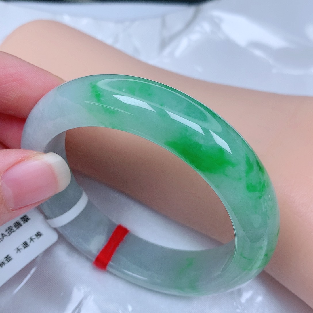 【闪购商品】翡翠手镯未镶嵌，54