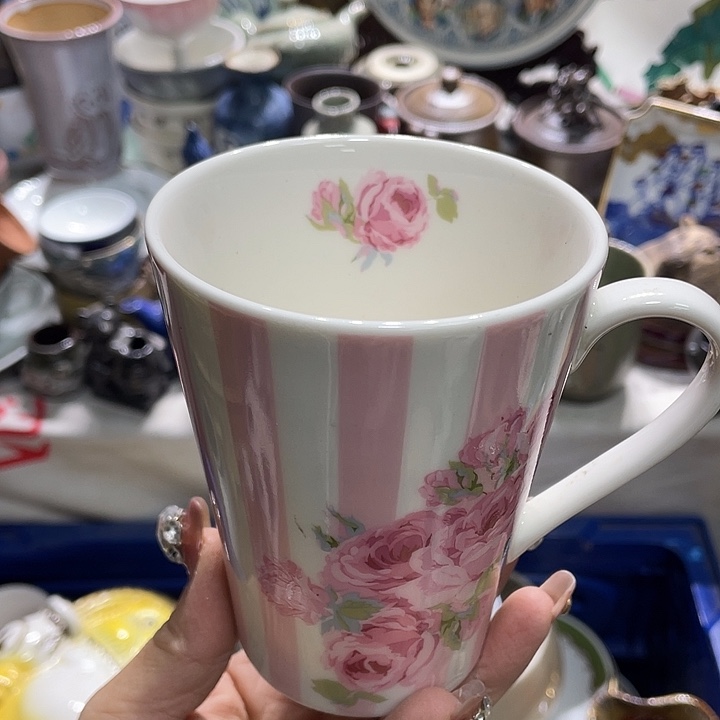 茶杯具盖子不给19.9发带瑕疵牌都是坏的4