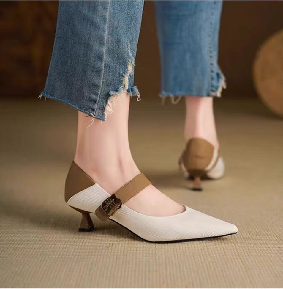 C3933 米白色 时尚尖头细跟玛丽珍女浅口单鞋