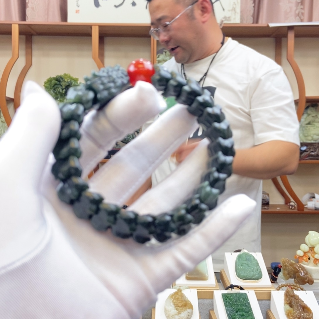 和田玉未镶嵌手链