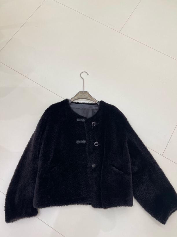 厚款女保暖宽松型短款冬季短外套女士开衫黑色百搭