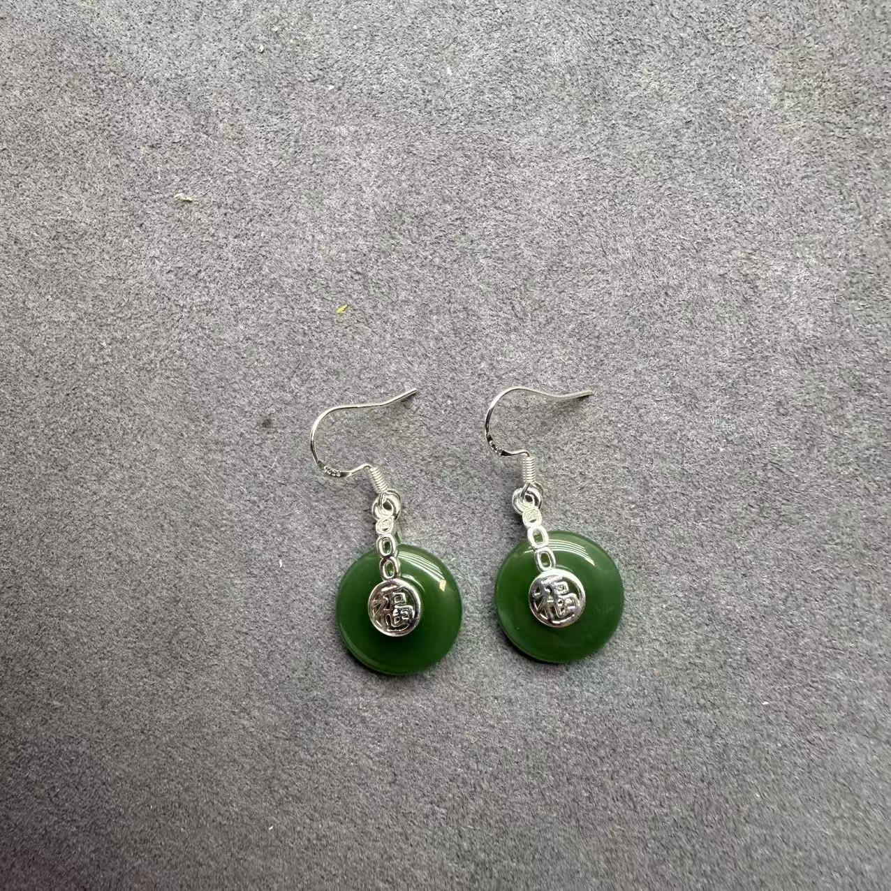 时尚百搭和田玉耳饰E141