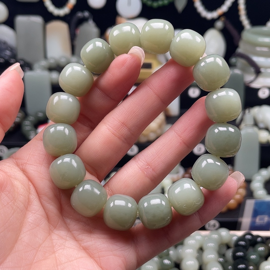 和田玉未镶嵌手链