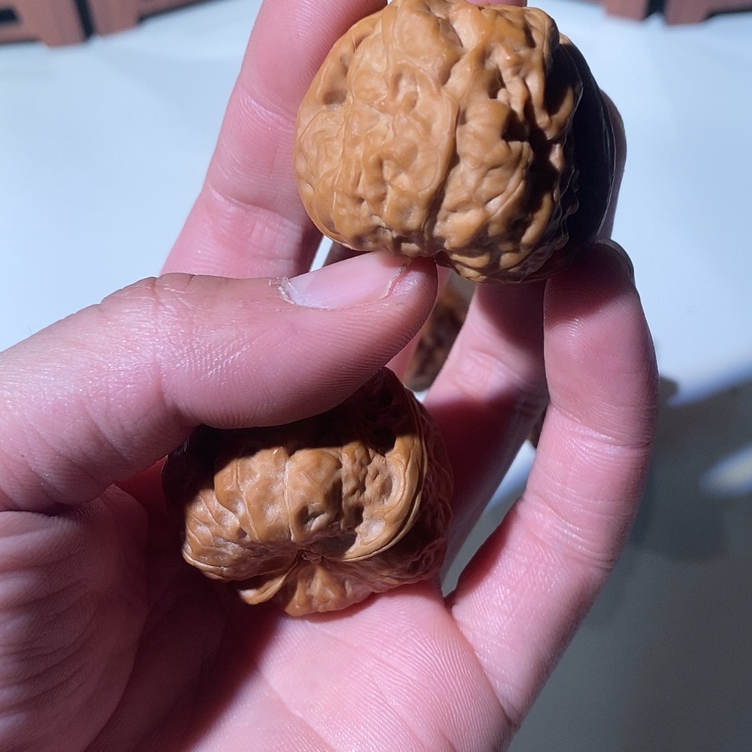 挽****精品文玩核桃蛤蟆头