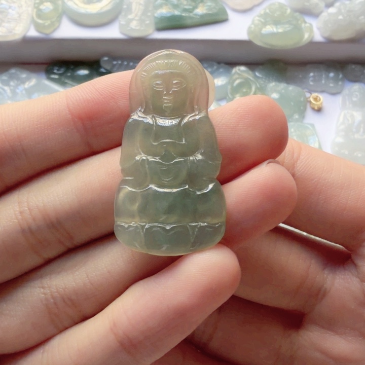 翡翠未镶嵌颈饰翡翠