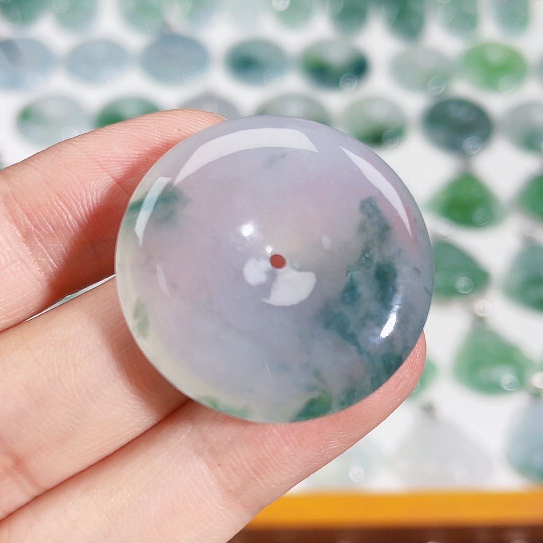 颈饰未镶嵌翡翠吊坠