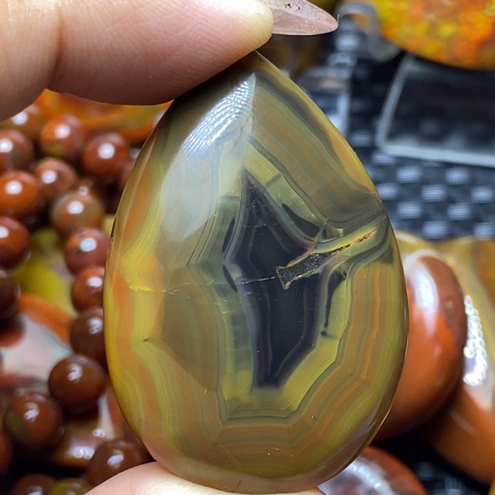 玛瑙/玉髓颈饰未镶嵌