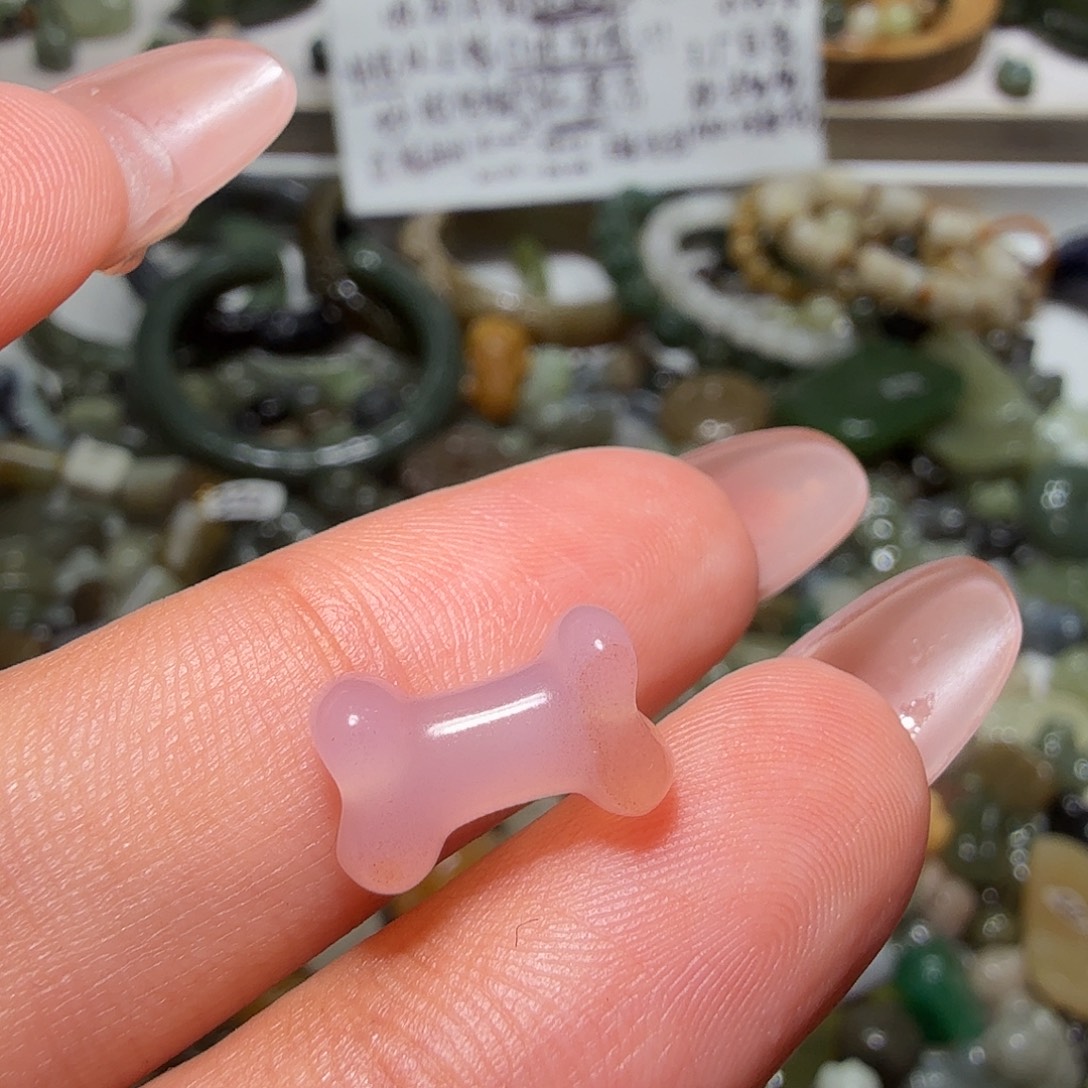 和田玉未镶嵌珠宝奇石