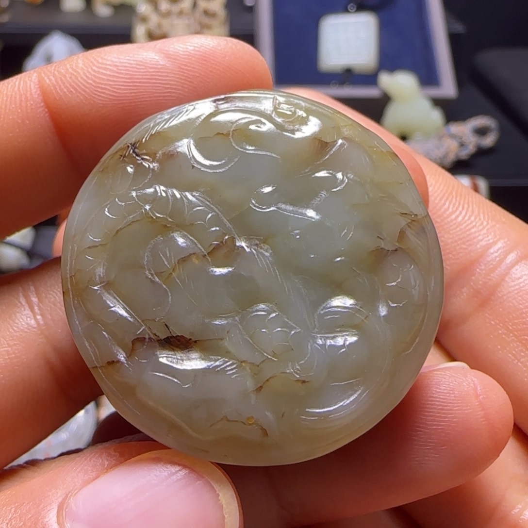 和田玉颈饰未镶嵌