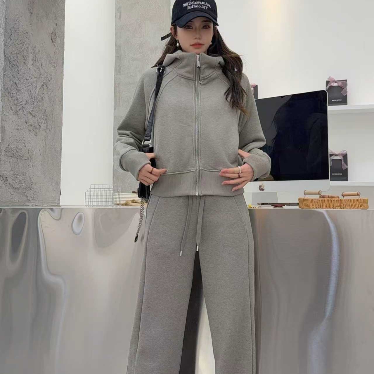 lululrnimeni/露露乐米尔JG品牌正品冬款加绒套装-8888
