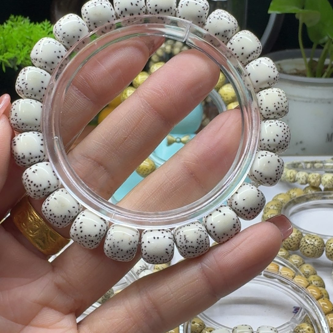 星月菩提吊坠花***丝10.9y小文星月