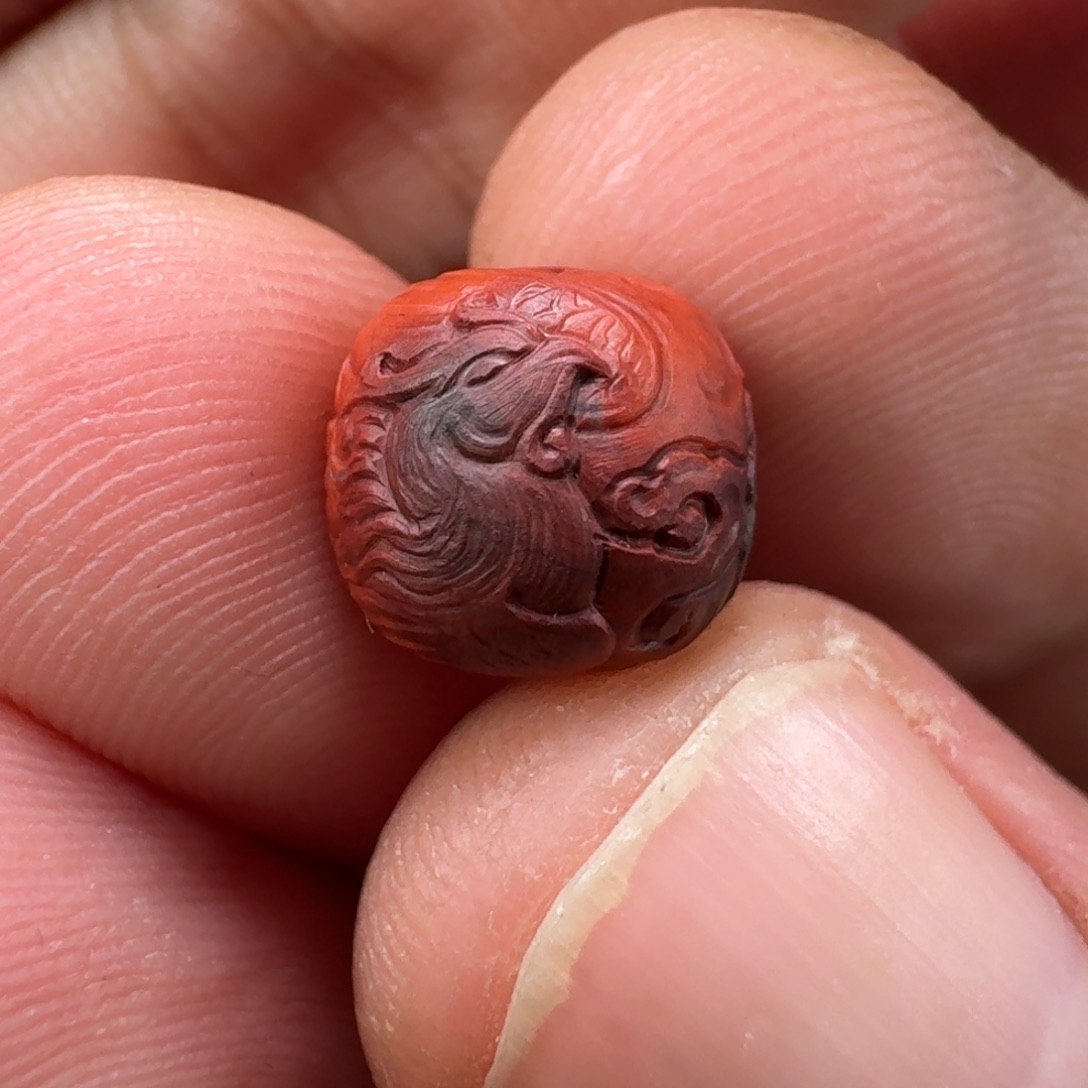 南红玛瑙包浆雕刻凤凰珠9.8mm未镶嵌