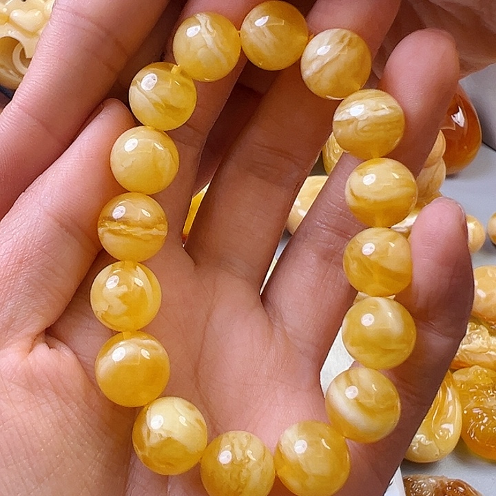 蜜蜡颈饰未镶嵌子***丽蜜蜡 