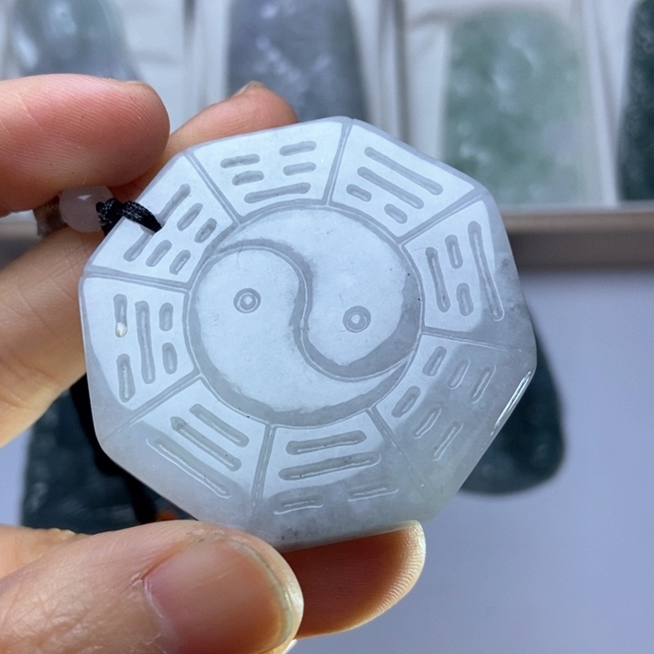 翡翠未镶嵌挂件翡翠