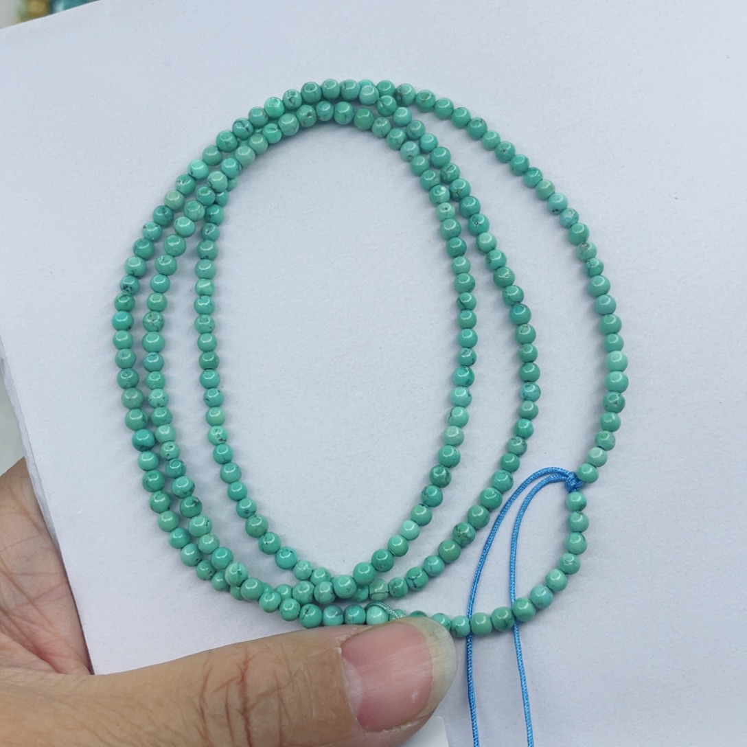 绿松石颈饰未镶嵌