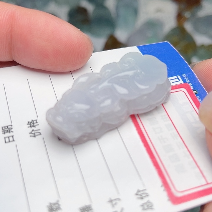 翡翠颈饰未镶嵌貔貅