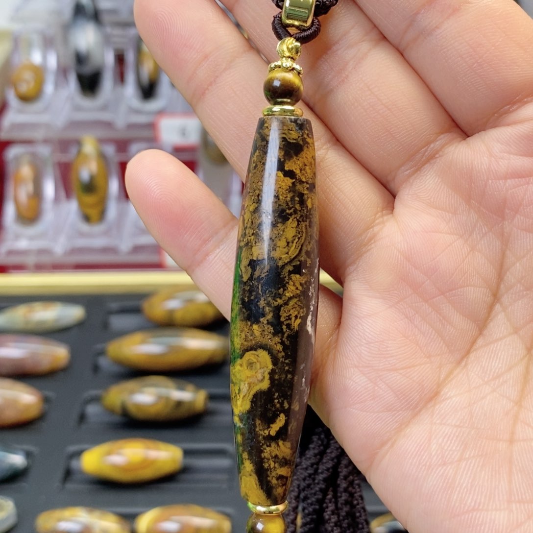 玛瑙/玉髓颈饰合金