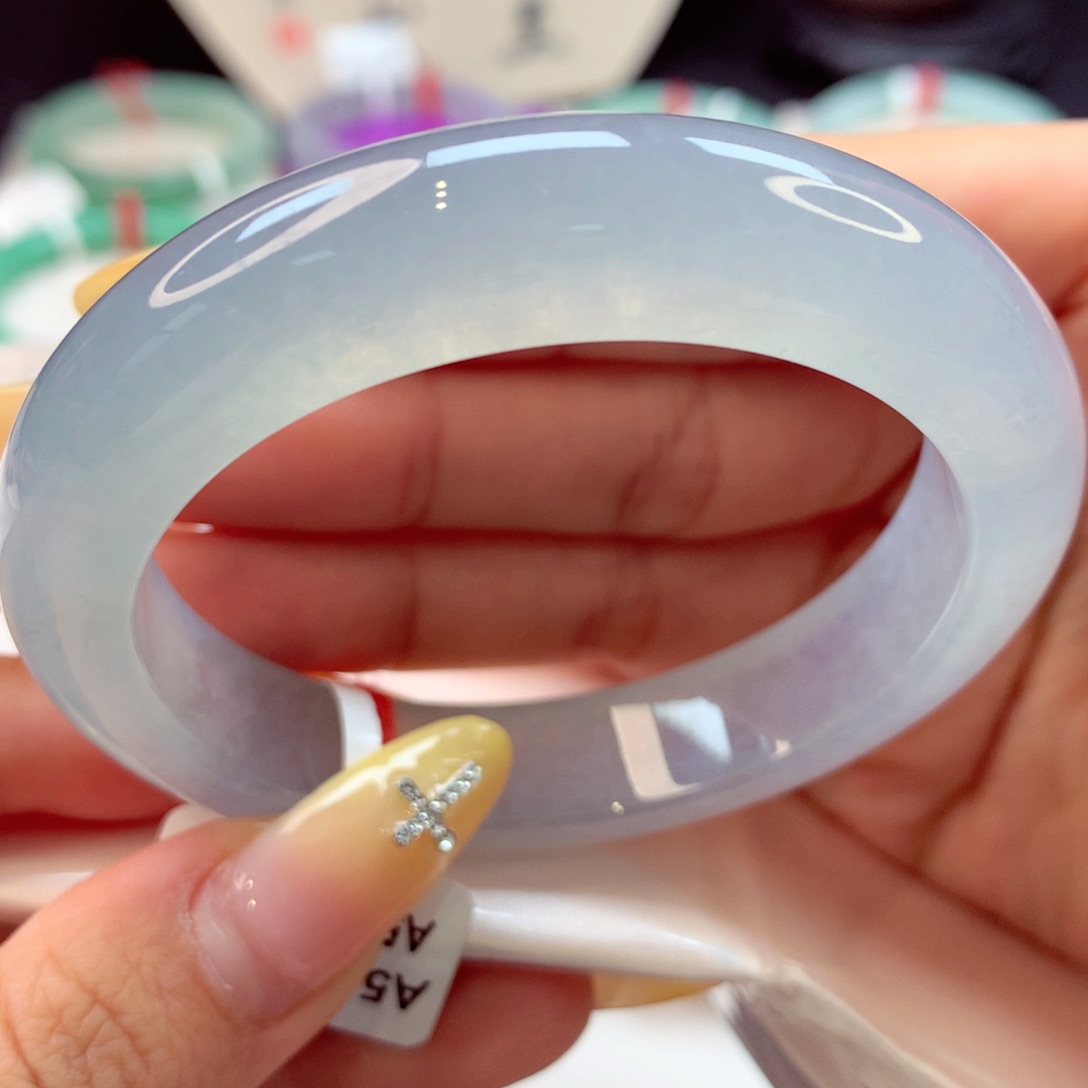 翡翠手镯未镶嵌梦幻极光14号66