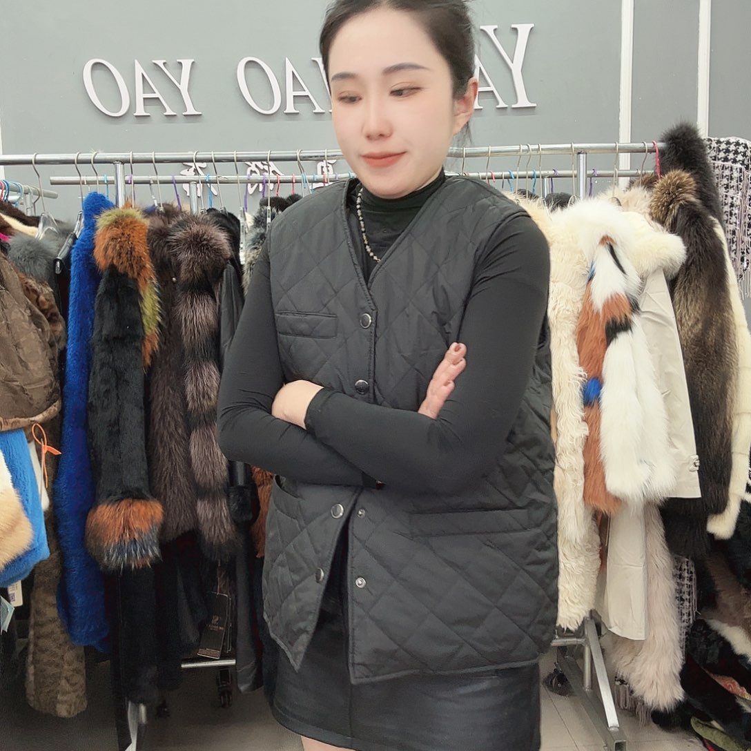 姚小妖家高端皮草