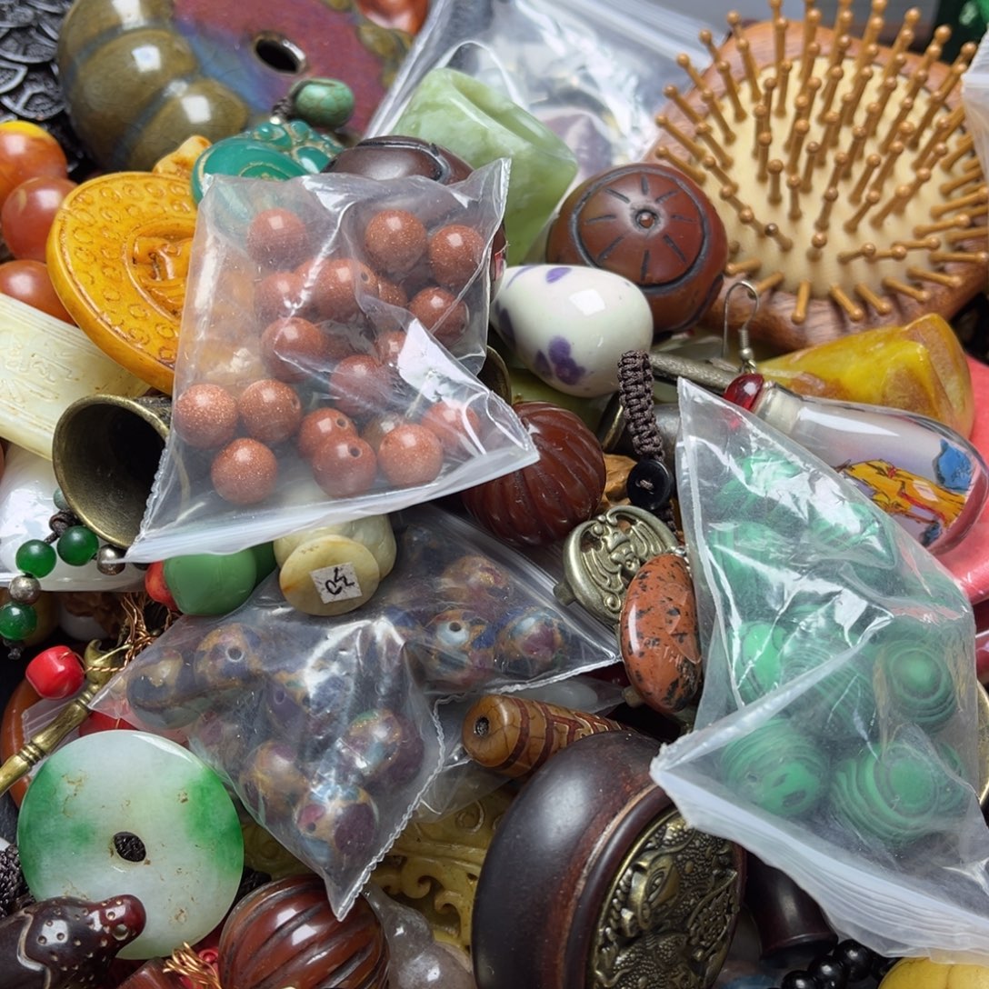 查罗石合金颈饰挂件一个一个拍