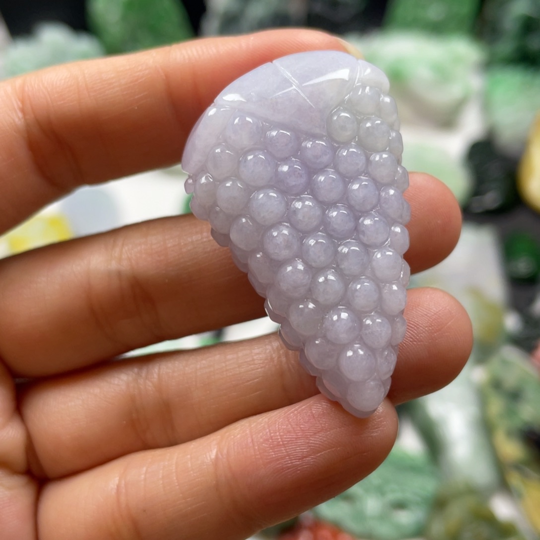 翡翠颈饰未镶嵌牌子