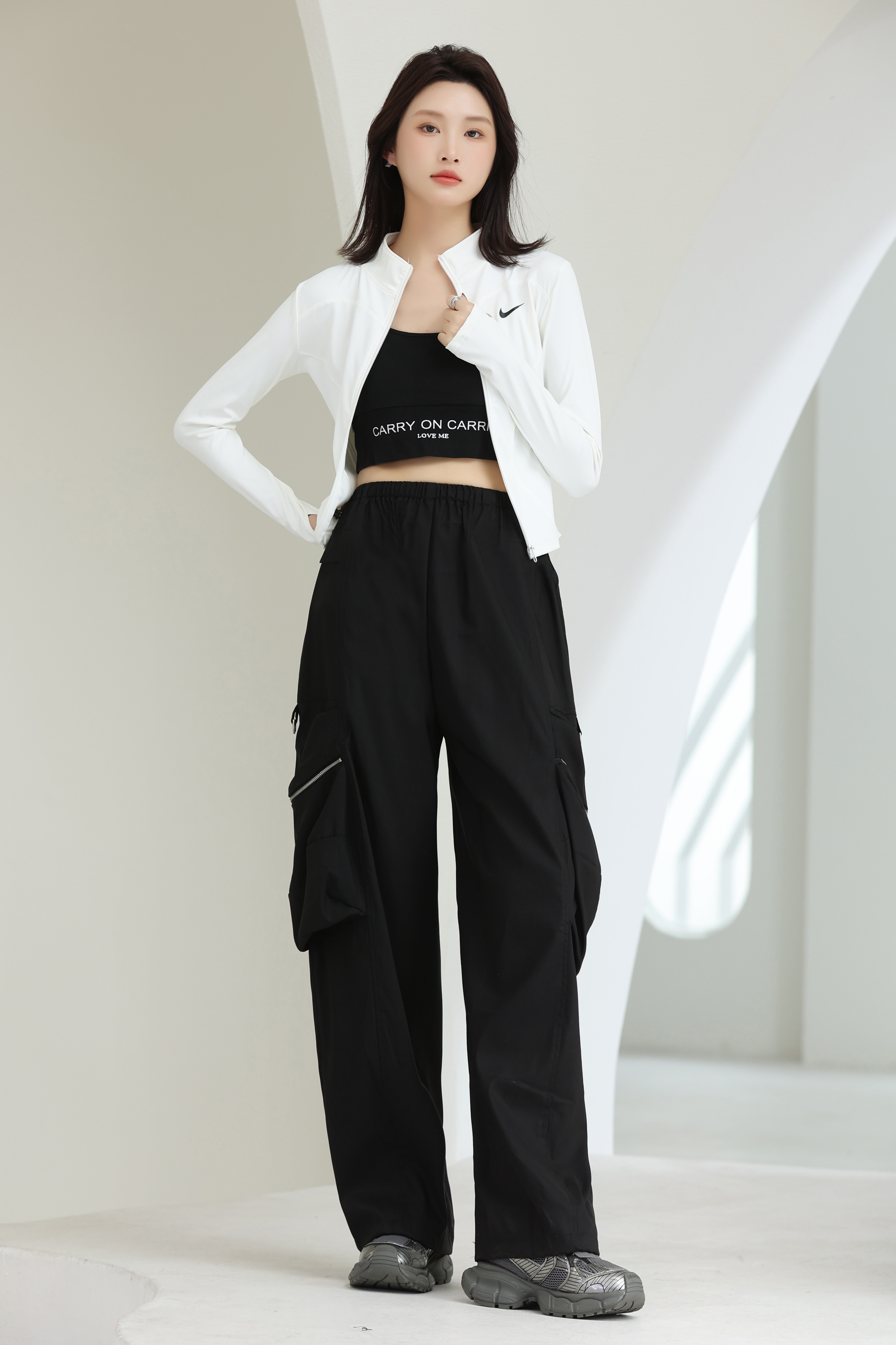 田岛歌2025早春新款时尚高腰显瘦休闲长裤G8616