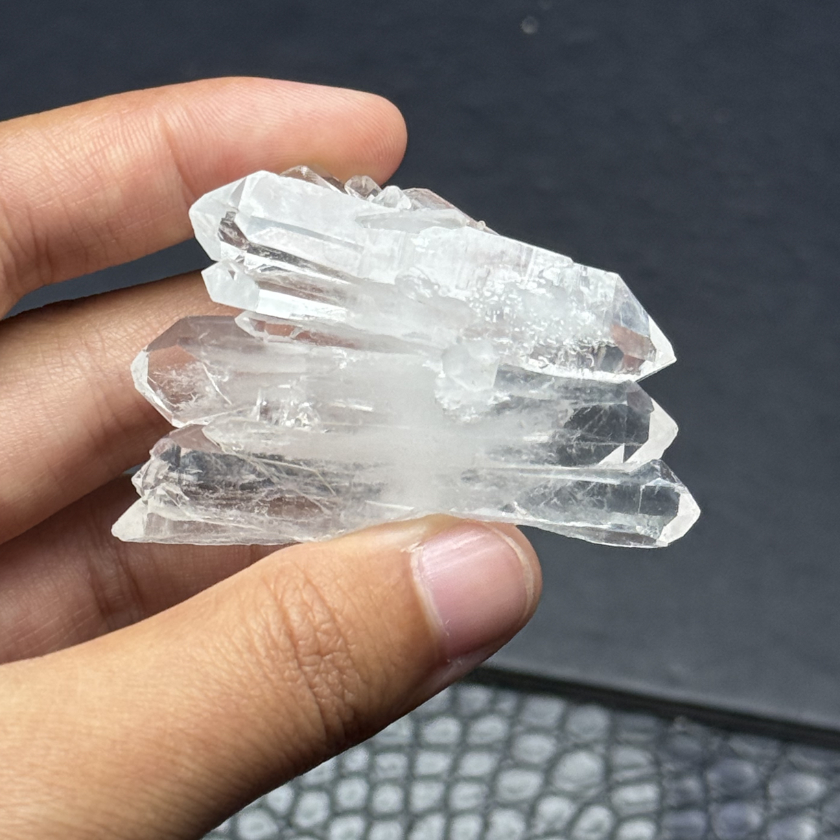 巴基斯坦缝合水晶