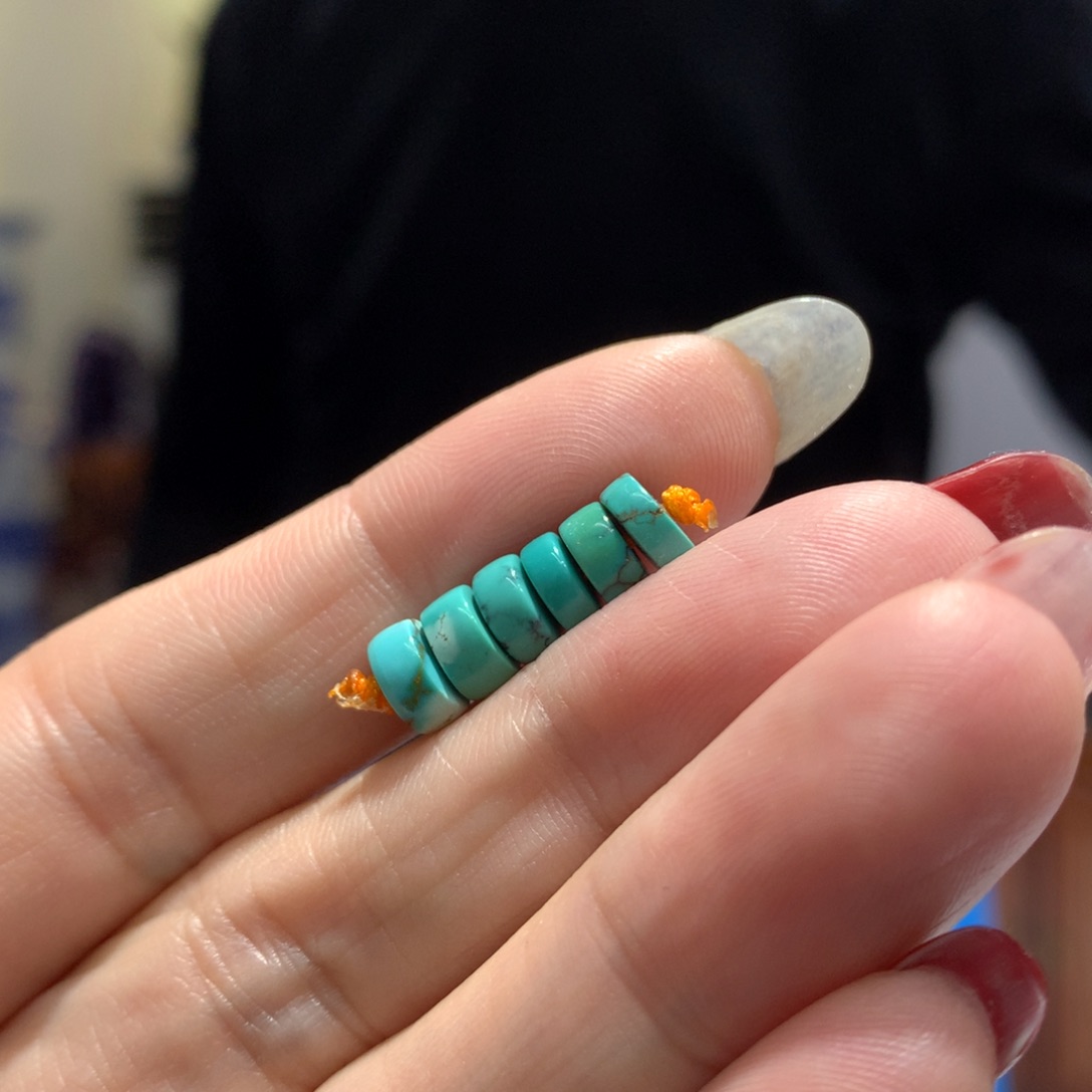 绿松石配饰未镶嵌