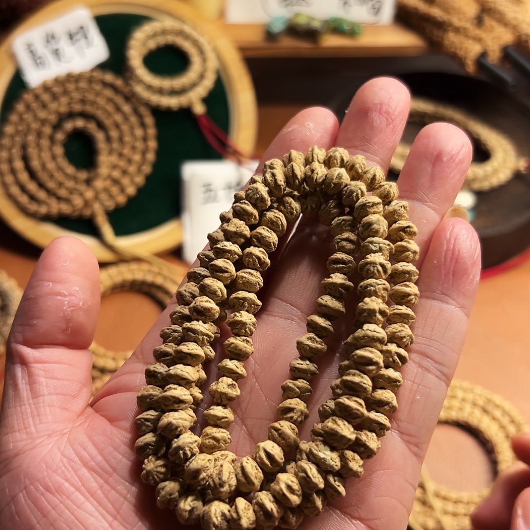 柏香籽/百香籽吊坠热振原桩吞噬白芽横打