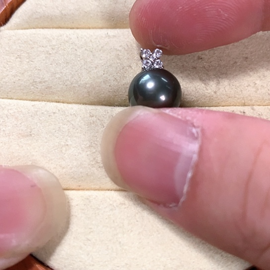 海水珍珠吊坠(不含链)18K金镶嵌