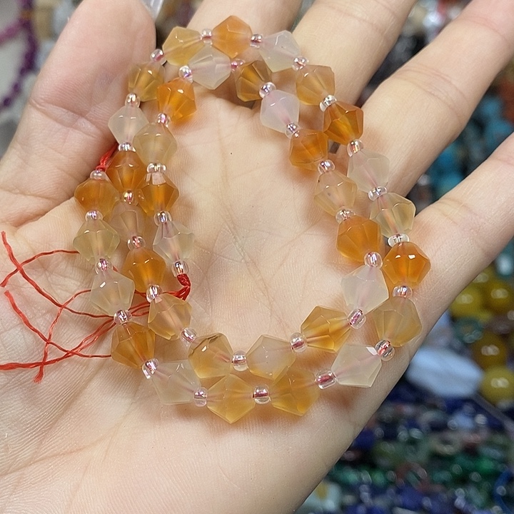 玛瑙/玉髓未镶嵌珠宝半成品天然玛瑙卡8mm