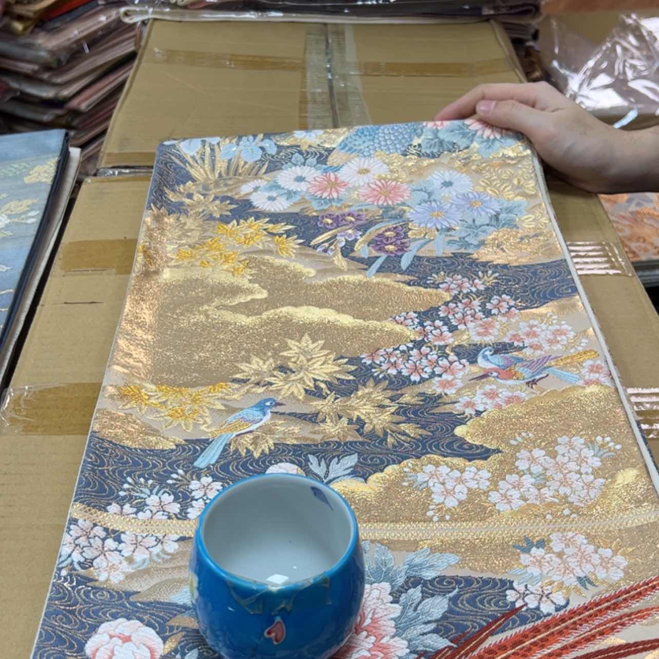 【闪购商品】蜜****ง陶瓷马克杯带盖勺