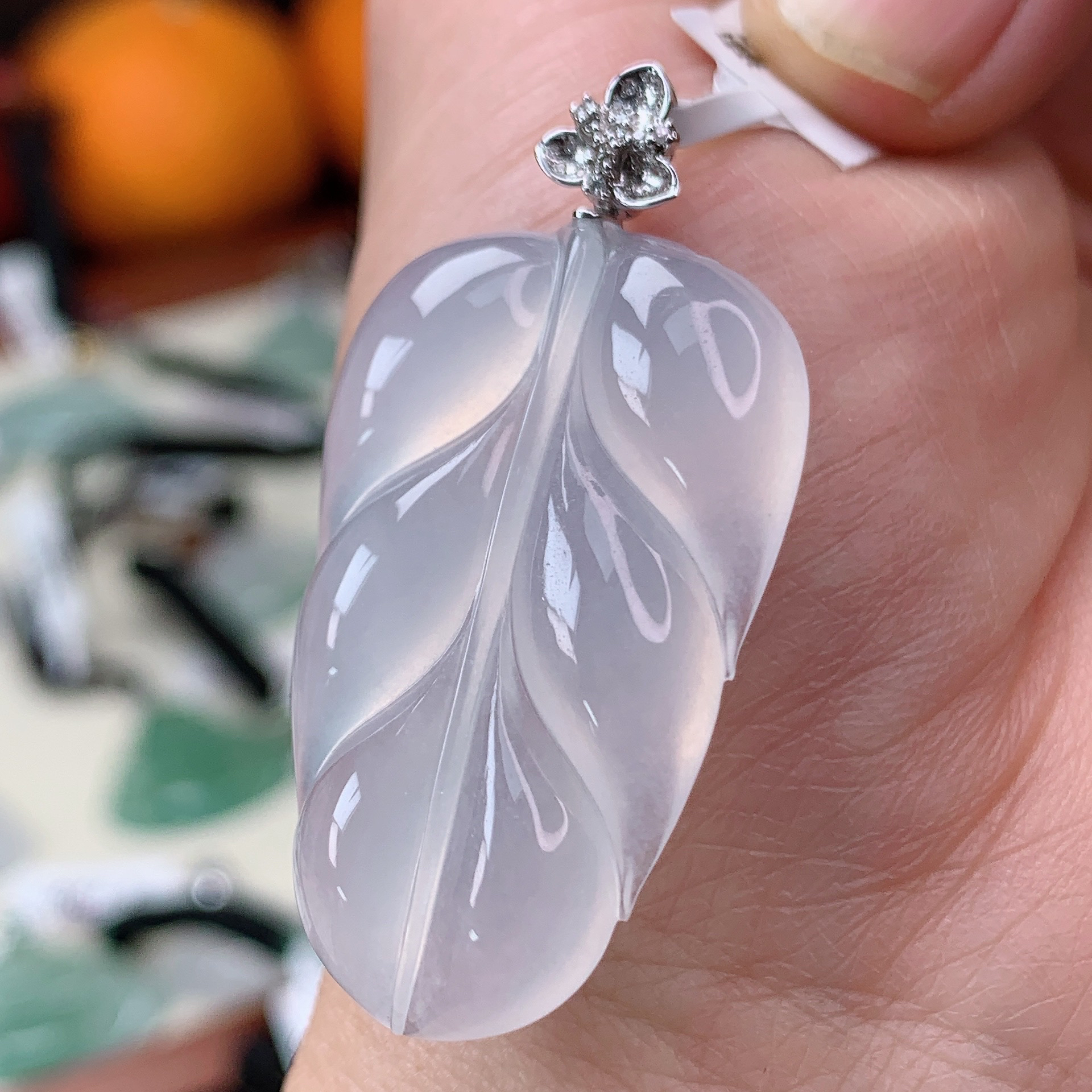 缅甸天然A货翡翠18K金镶嵌冰种叶子吊坠36×22.1×6mm