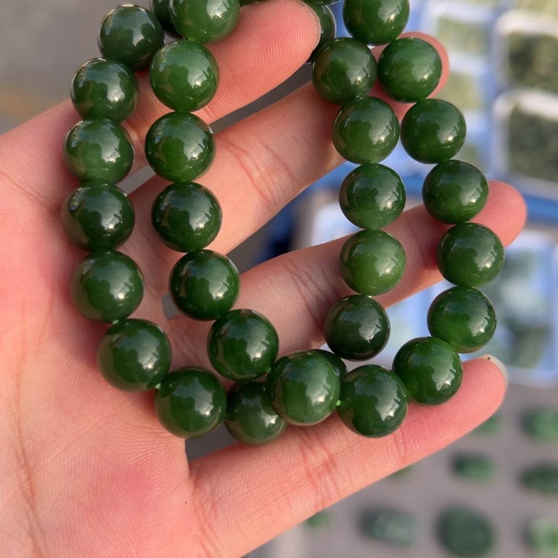 真***友和田玉未镶嵌手串