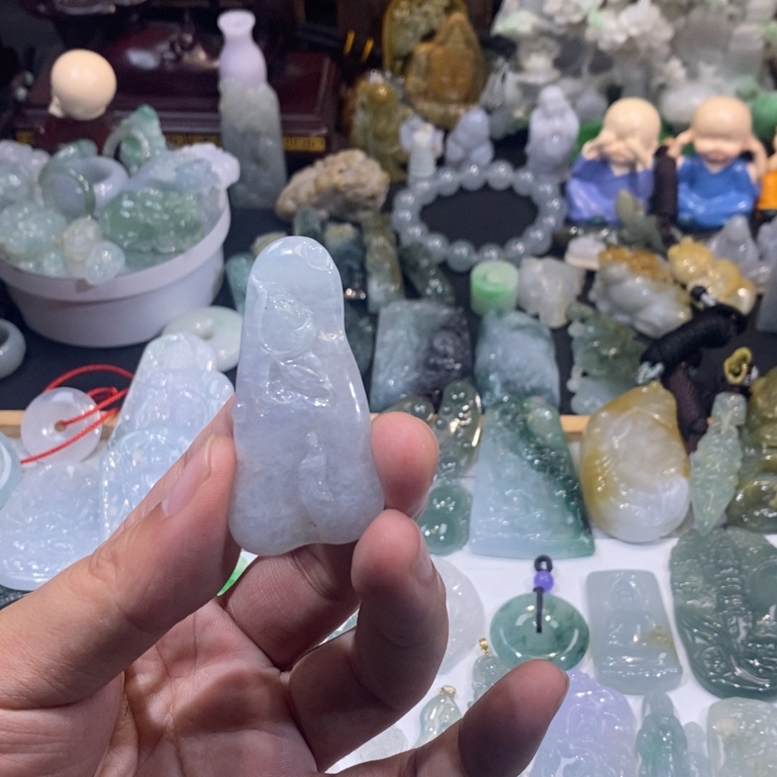 翡翠未镶嵌吊坠(不含链)悟道