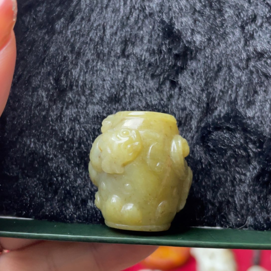未镶嵌和田玉珠宝奇石
