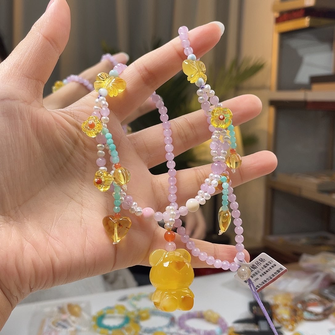 琥珀裸石未镶嵌蜜蜡吊坠