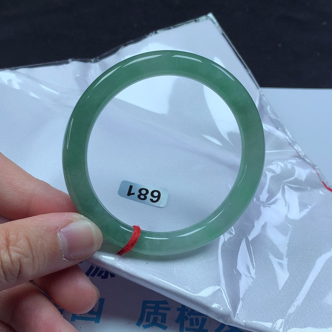 翡翠手镯未镶嵌55圆条