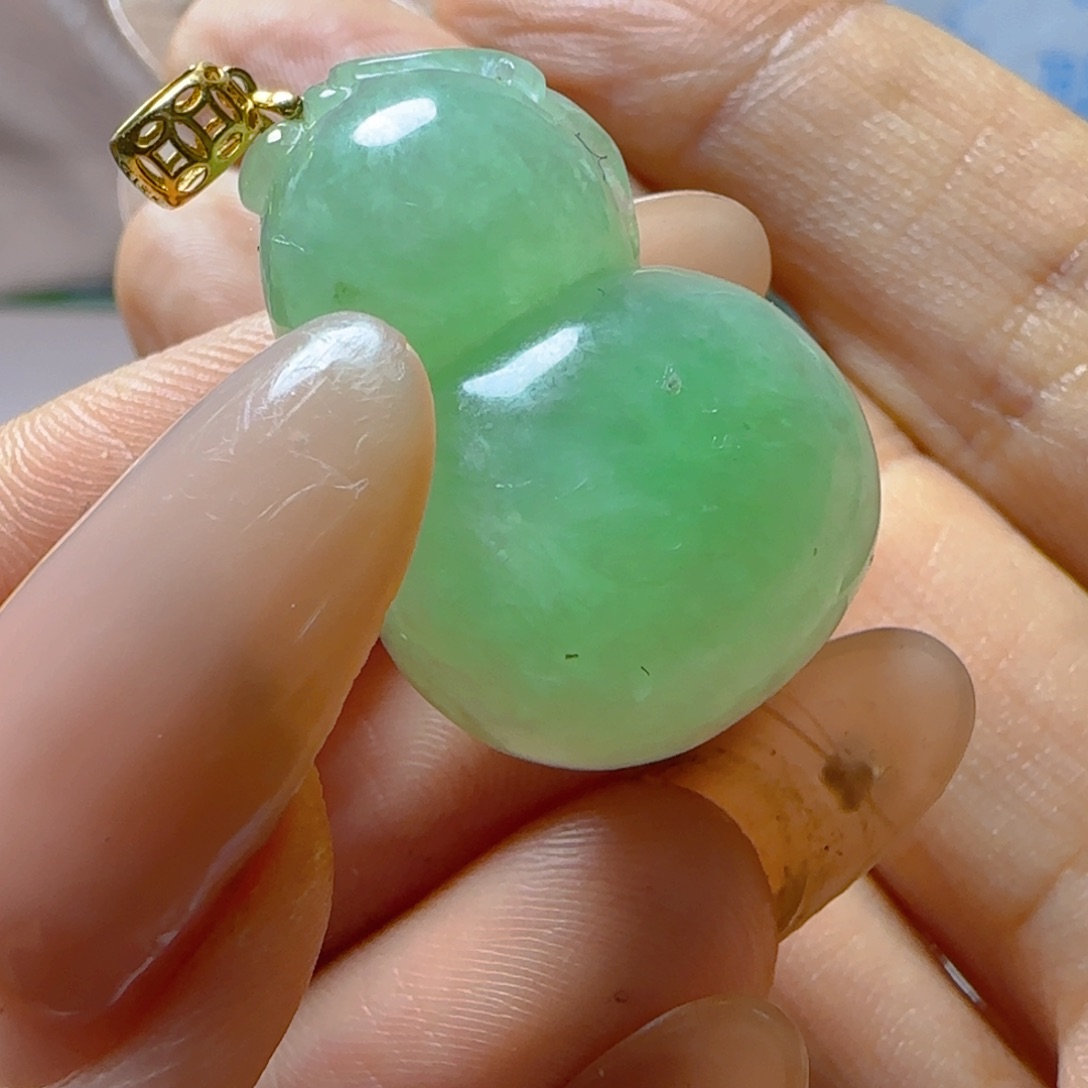 翡翠18K金镶嵌颈饰翡翠580