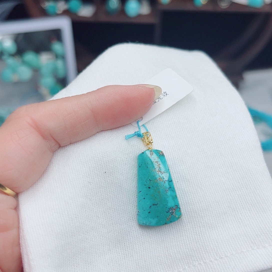 绿松石18K金镶嵌绿松石