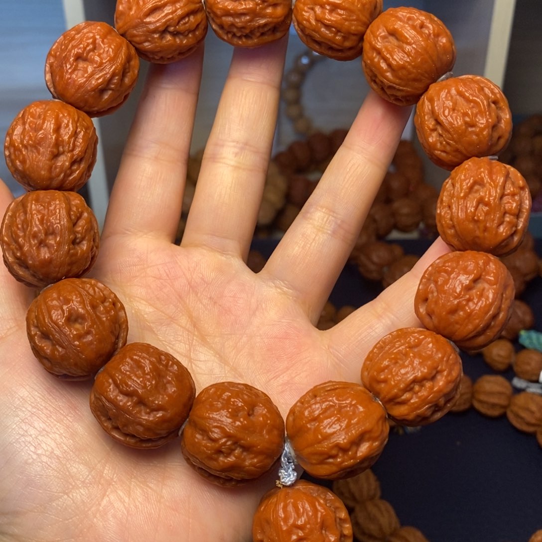 文玩核桃手串玉化皮方墩