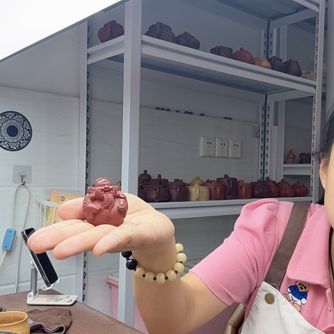 朱泥茶案财神爷茶宠