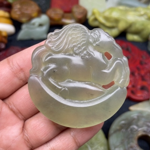 蛇纹石玉颈饰未镶嵌12