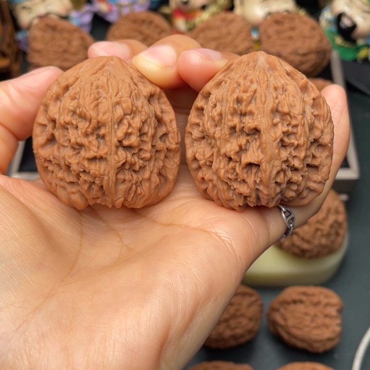 吊坠文玩核桃424143尺凹底高炮满肉