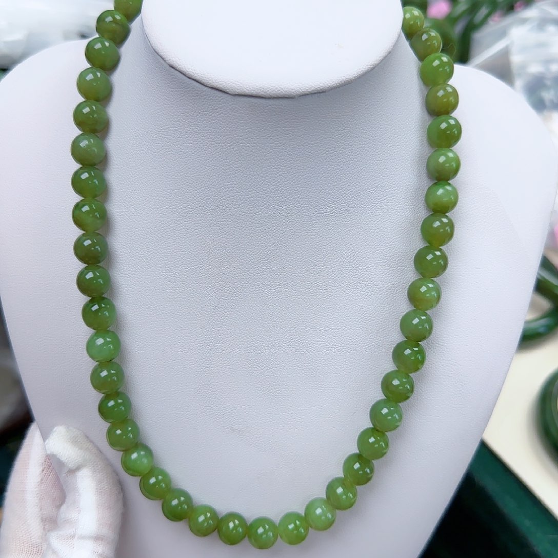 和田玉（碧玉）串珠未镶嵌